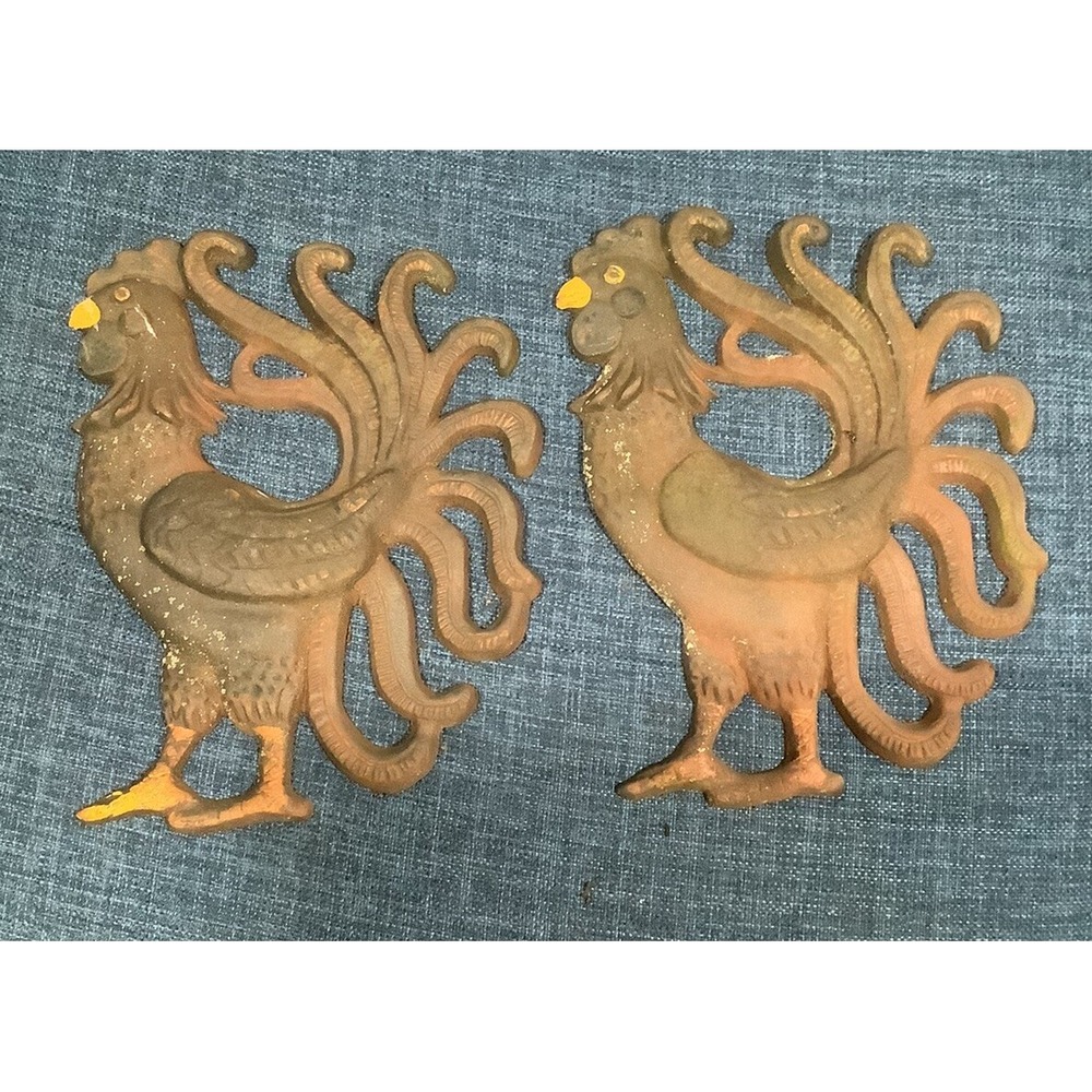 2 Vntg Rooster Cast Iron Plaque Rustic Hanging Wall Country Chicken Americana